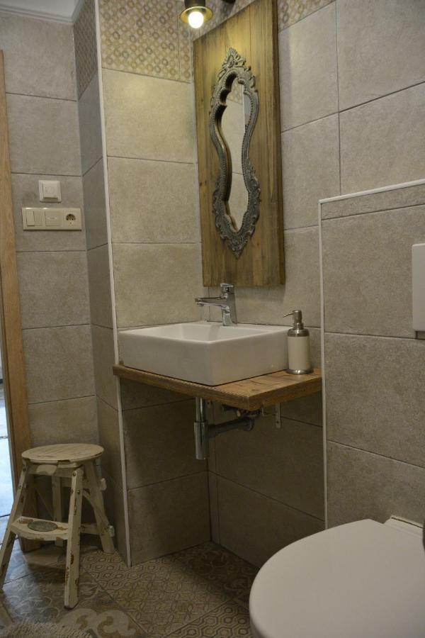 Madarlatta Vendeghaz Hotel Fertorakos Luaran gambar